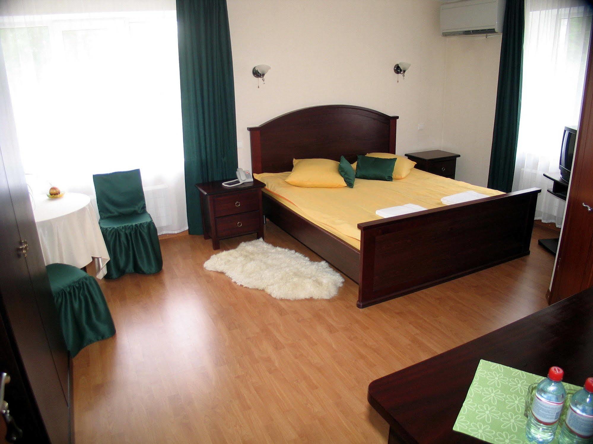 Duets Hotel Daugavpils Exterior photo